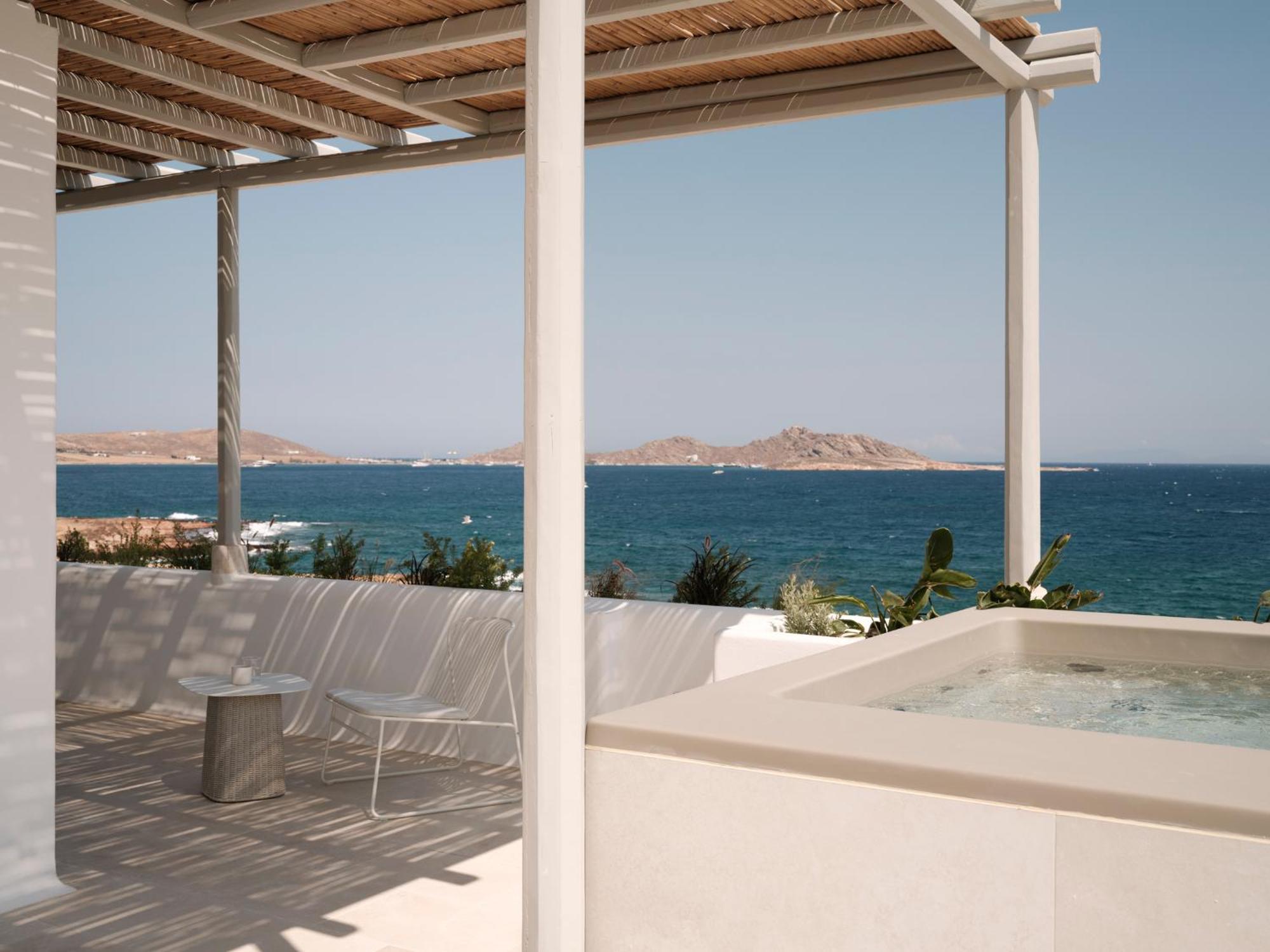 Akria Seaside Suites Naousa Eksteriør billede